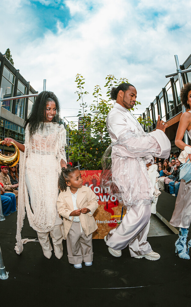 Rotterdam Centrum Modeburgemeester 01 Fashionshow Winnaar